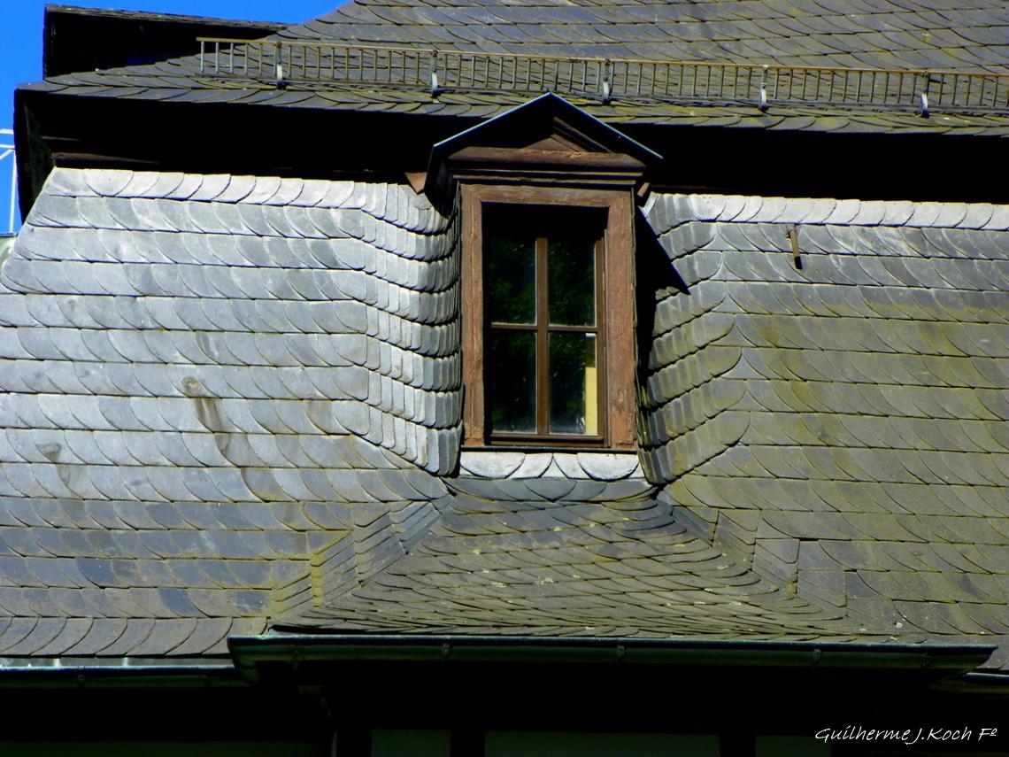 tags: Arquitetura,telhado,janelas

Detalhe, Neue Residenz, Bamberg, Alemanha