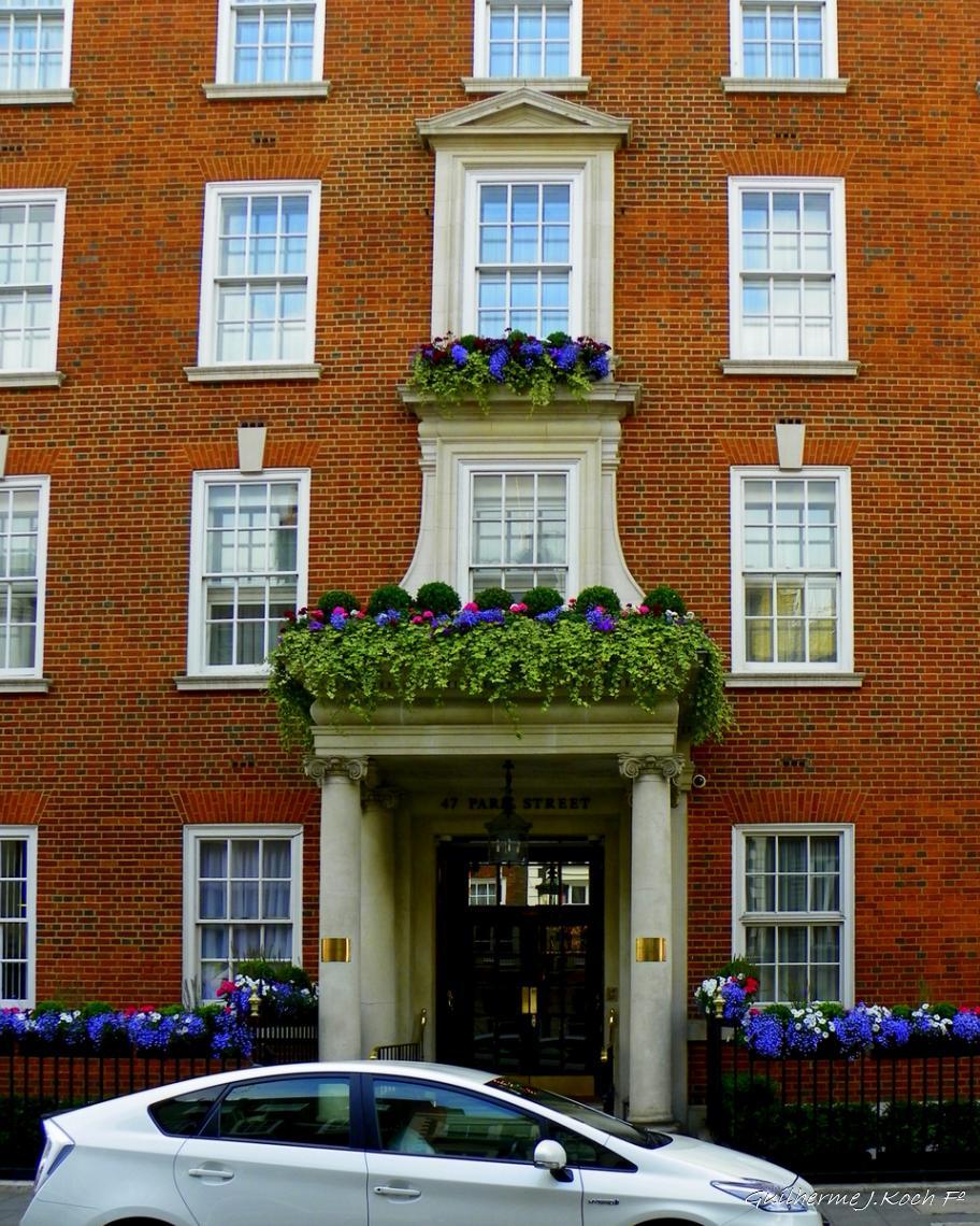 tags: Arquitetura,pr&eacute;dios

Centro, Londres, UK