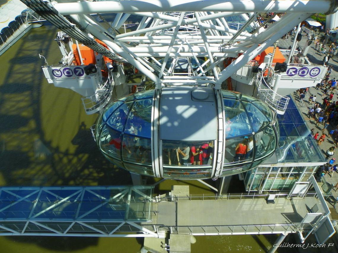 tags: Arquitetura,roda gigante

London Eye, Londres, UK