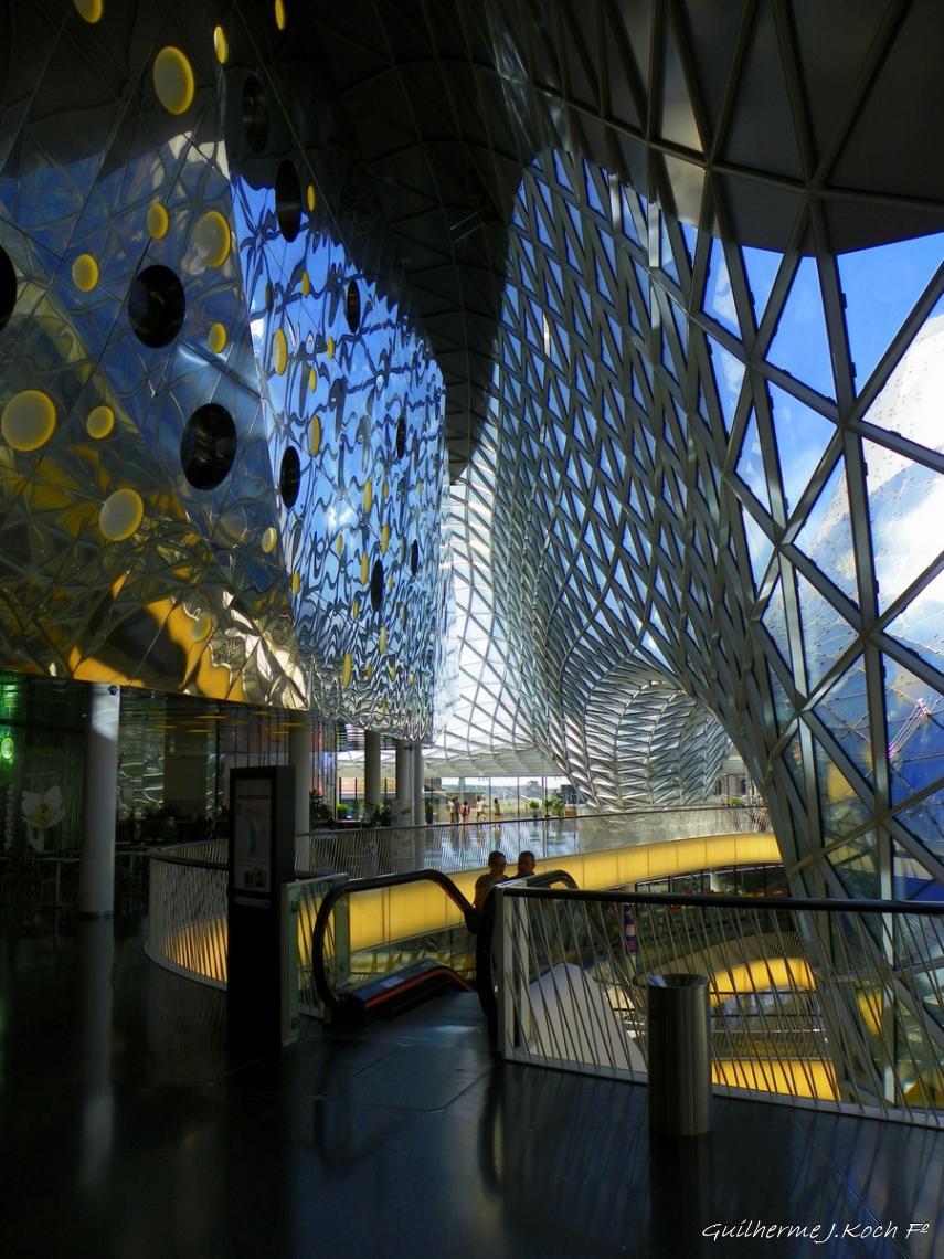 tags: Arquitetura,Moderno,shopping

MyZeil, Shopping Mall, Frankfurt, Alemanha