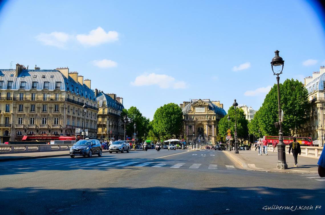 tags: 

Fontaine Saint-Michel, Paris