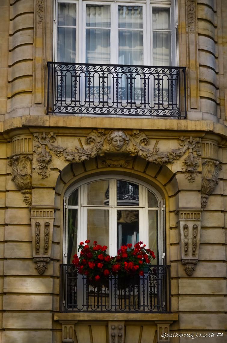 tags: 

Janelas de Paris