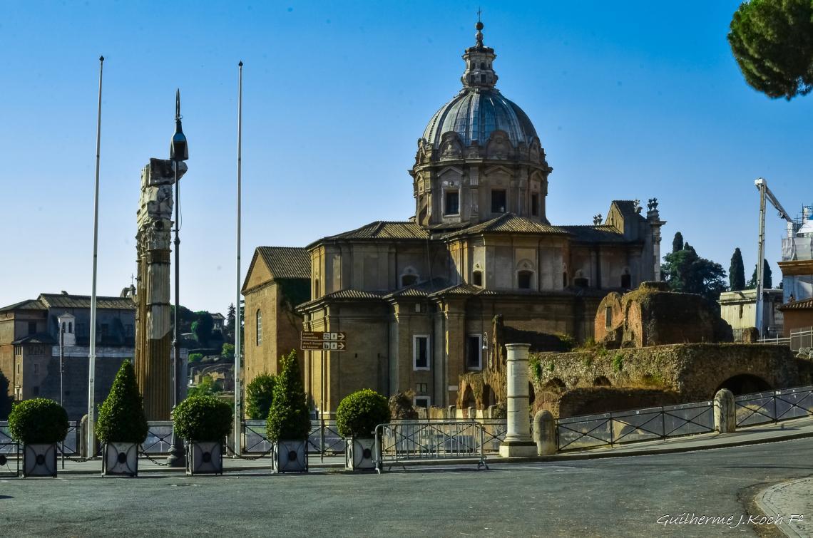 tags: 

L&aacute;pis N&iacute;ger, Roma, Ita