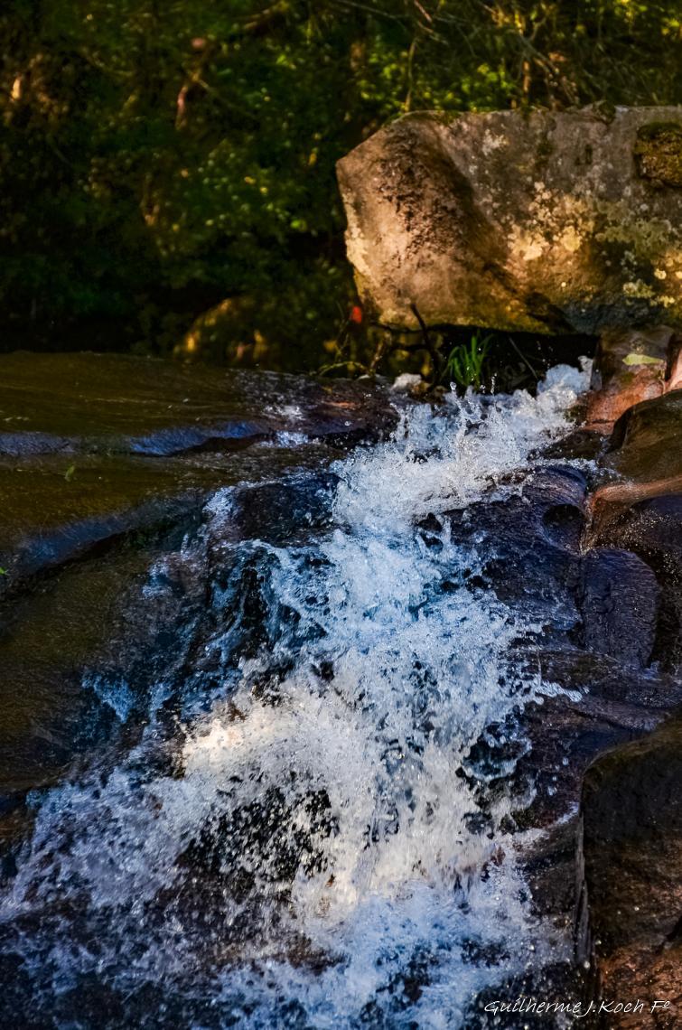 tags: natureza,paisagem,mata,cascata

Ch&aacute;cara do forte - Ca&ccedil;apava do Sul - RS - Brasil