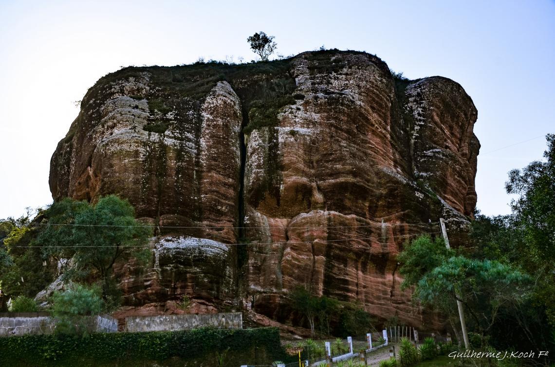 tags: natureza,paisagem,mata,morros,Geomonumentos

Geomonumentos de Ca&ccedil;apava do Sul - RS - Brasil
